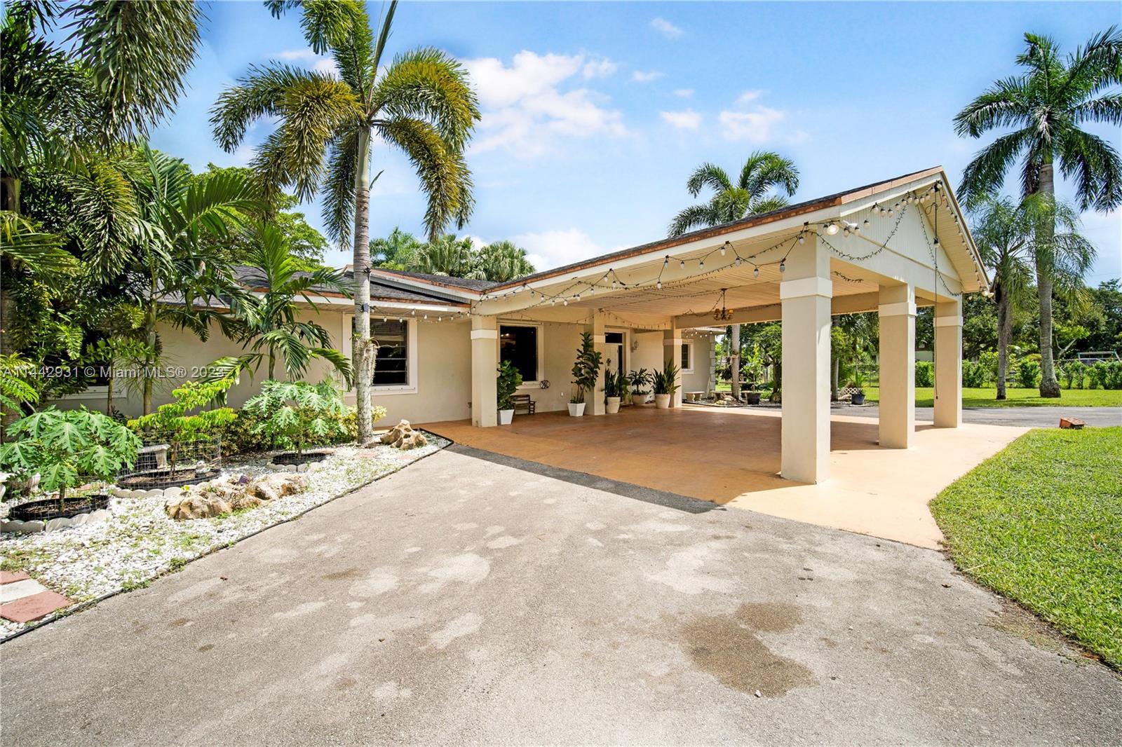 Listing Photo 7