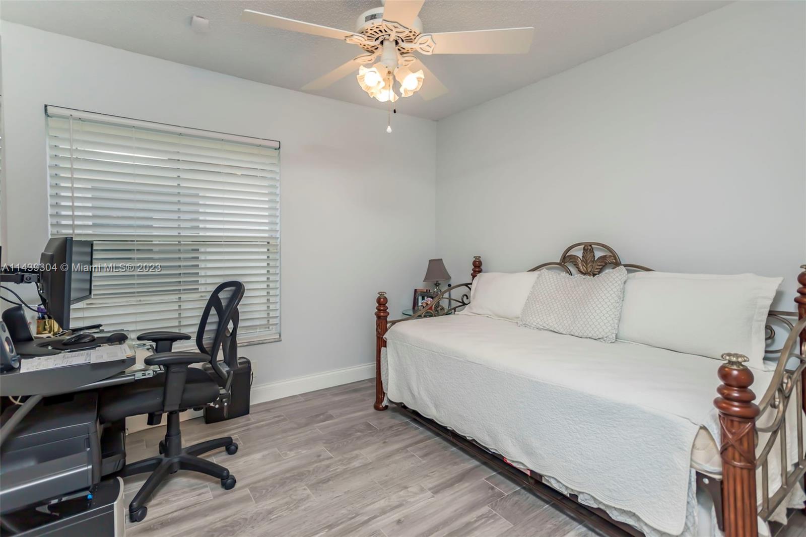 Listing Photo 21