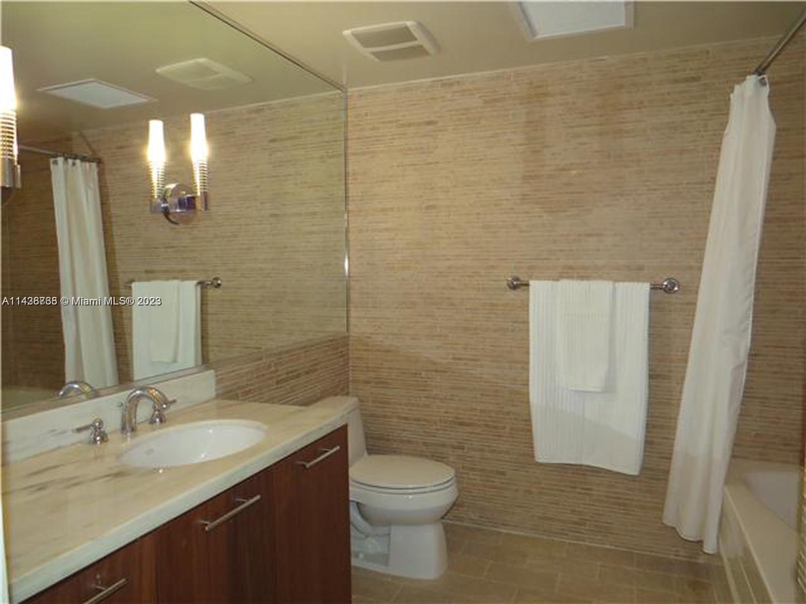 Photo 11 of 50 Biscayne Condo in Miami - MLS A11436768
