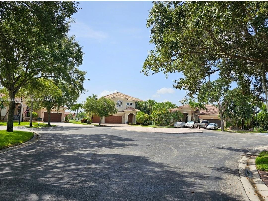 Listing Photo 43