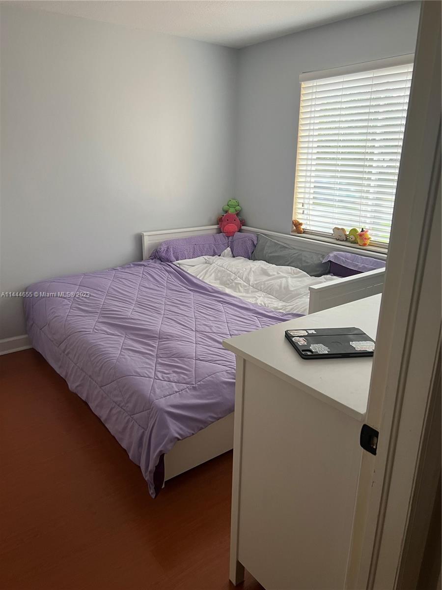 Listing Photo 21