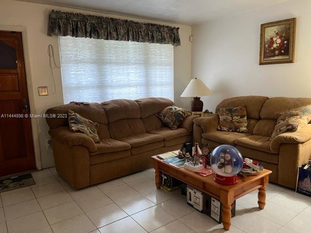 Listing Photo 7
