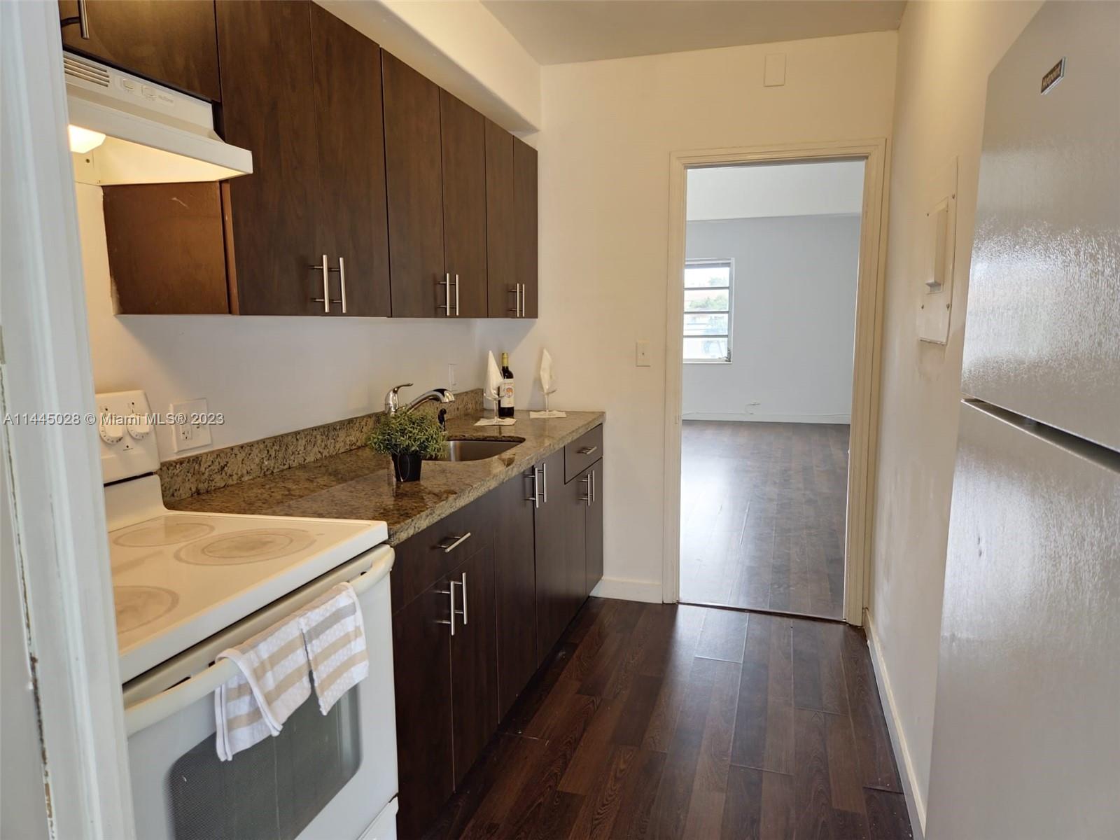 Photo 1 of Colonial Plaza Condo in Miami - MLS A11445028