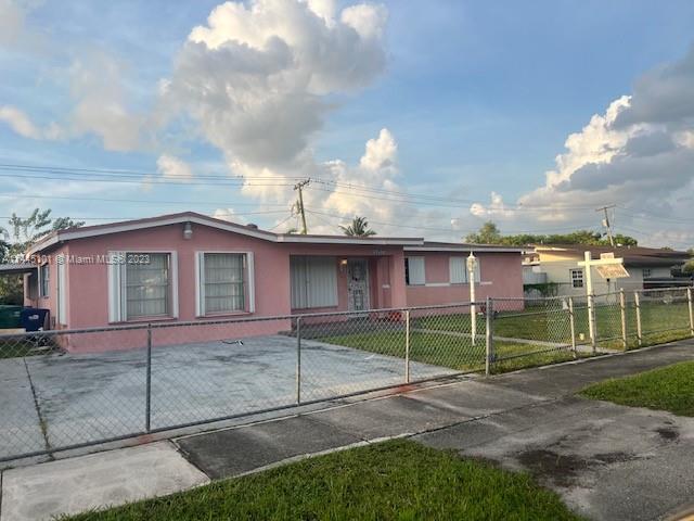 Photo 1 of 5281 NW 180 Terrace in Miami Gardens - MLS A11445101