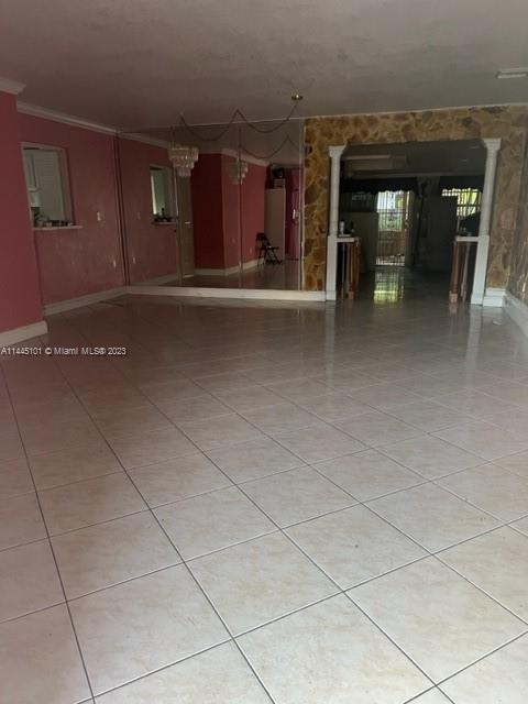 Photo 2 of 5281 NW 180 Terrace in Miami Gardens - MLS A11445101