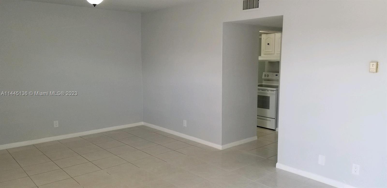 Photo 9 of Casa Del Sol Condo Apt 205 in Fort Lauderdale - MLS A11445136