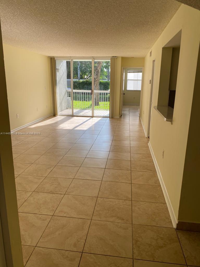 Photo 2 of The Greens At Doral Condo Apt 29 in Doral - MLS A11445203