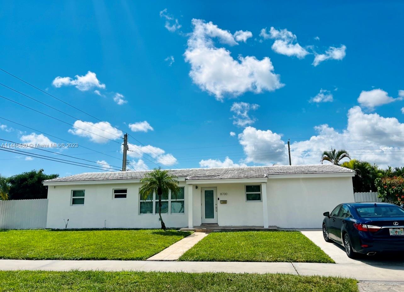 Photo 1 of 8700 SW 42nd Ter in Miami - MLS A11445480