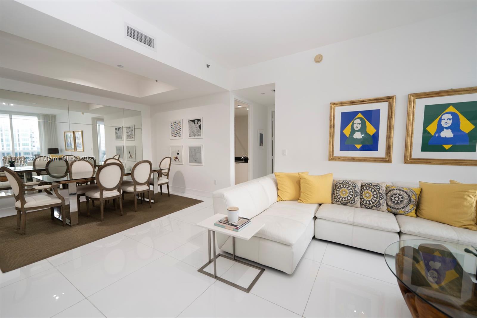 Photo 2 of Trump Towers II Apt 1005 in Sunny Isles Beach - MLS A11443632