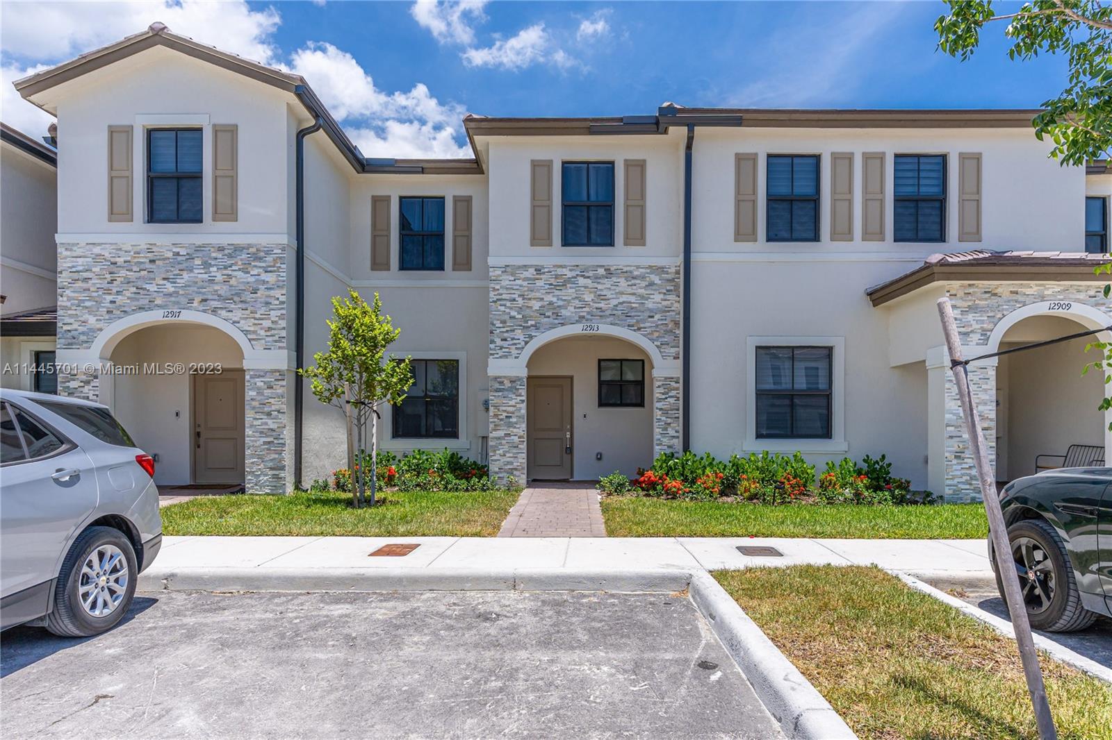 Weston Homes for sale Real Estate in Weston United Real Estate Advisors