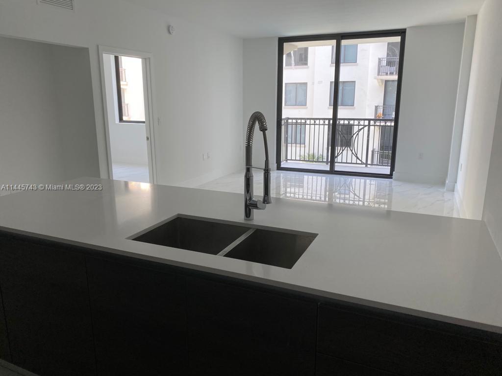Photo 1 of Merrick Manor Condo Apt 622 in Coral Gables - MLS A11445743