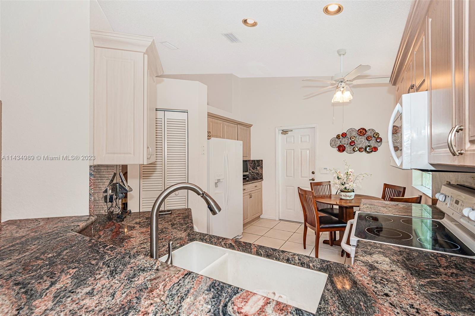 Listing Photo 28