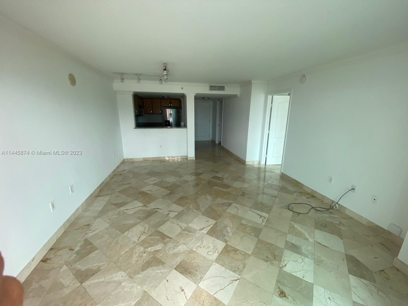 Photo 2 of Skyline On Brickell Condo Apt 2202 in Miami - MLS A11445874
