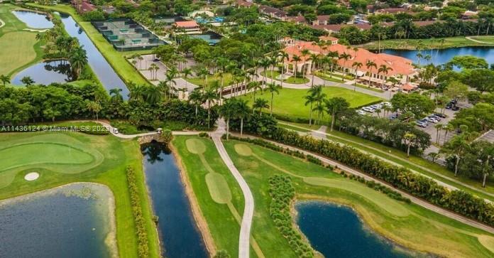 Photo 1 of Doral Pk Country Cl Villa Apt 204-14 in Doral - MLS A11436124