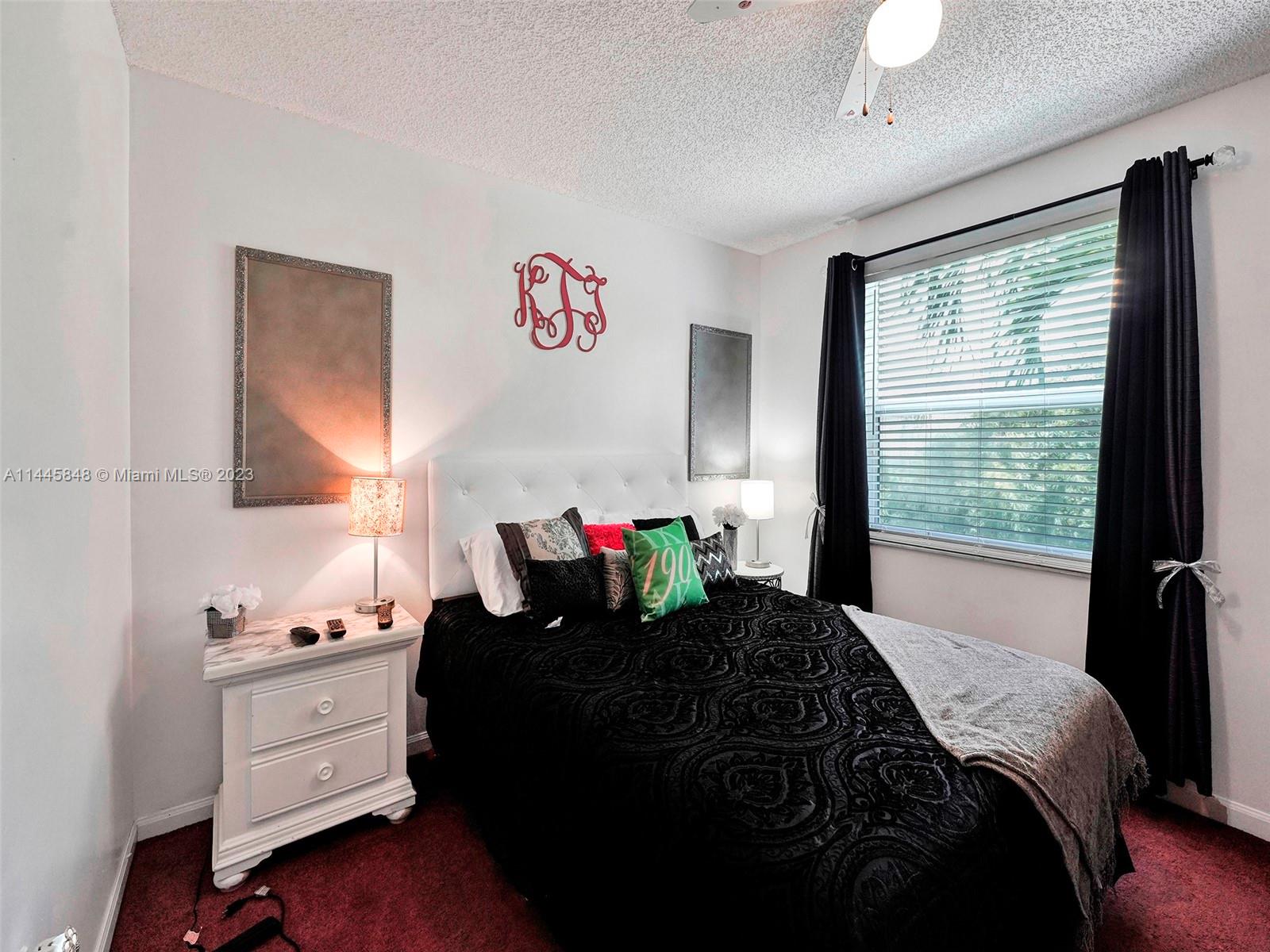 Listing Photo 16