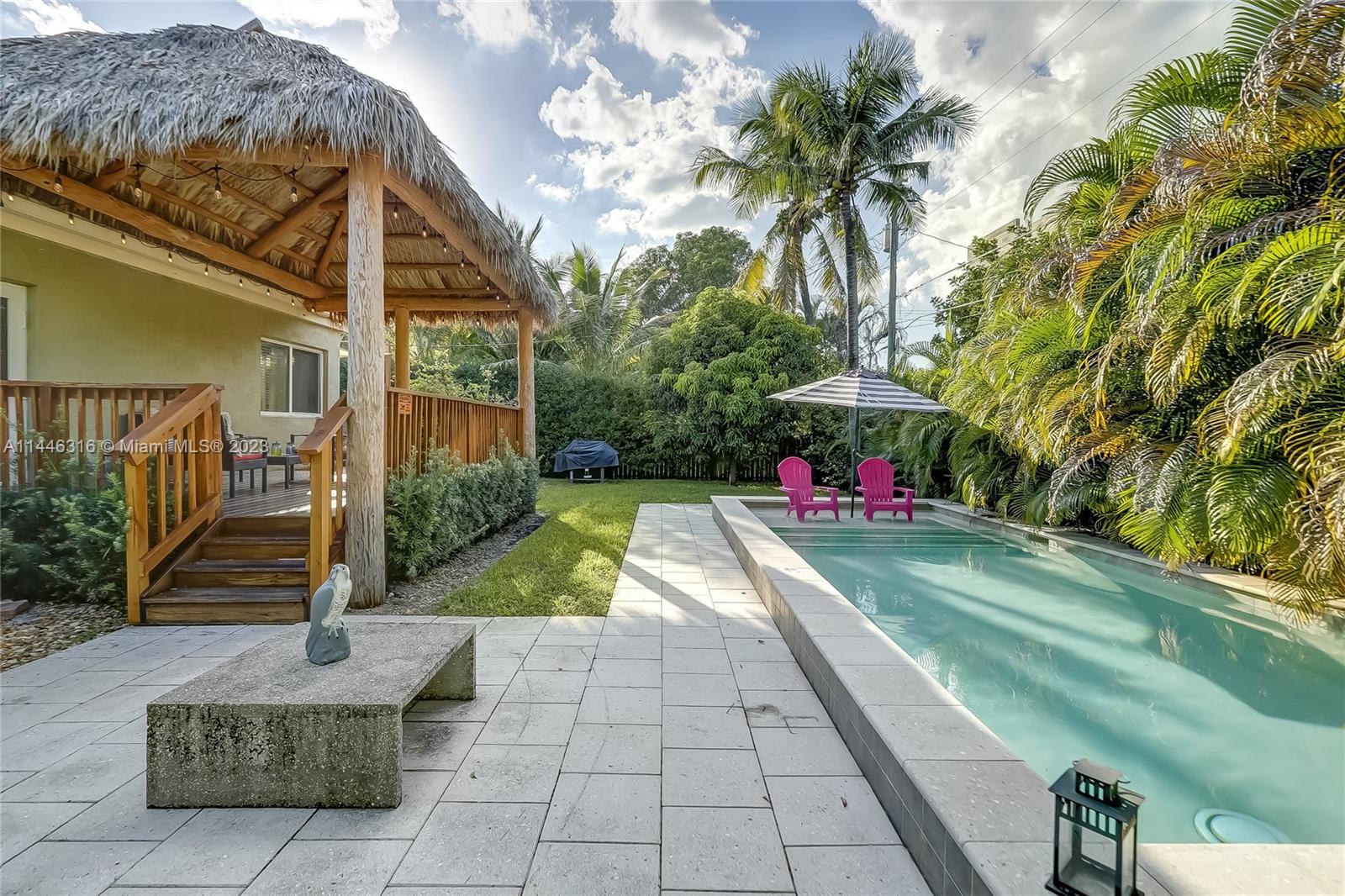 Photo 1 of 1637 Cleveland St in Hollywood - MLS A11446316