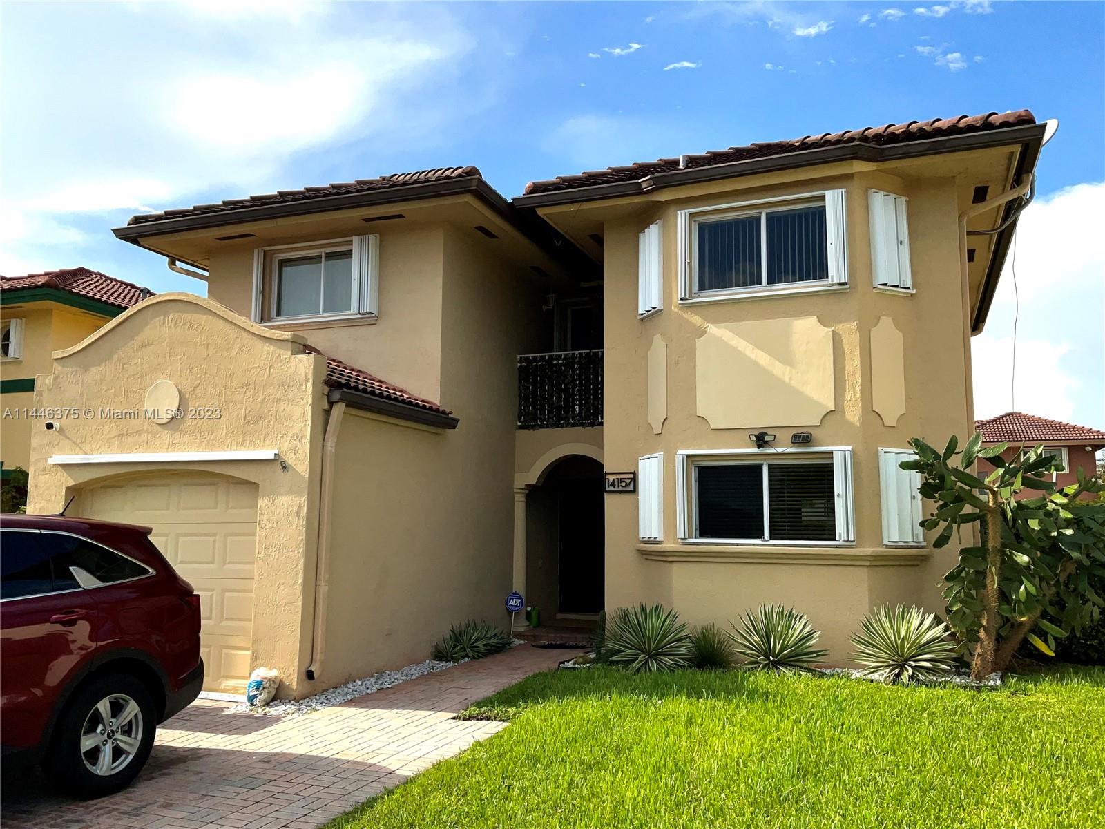 Photo 1 of 14157 SW 164th Ter in Miami - MLS A11446375
