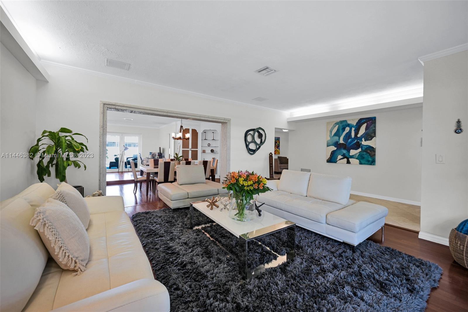Listing Photo 14