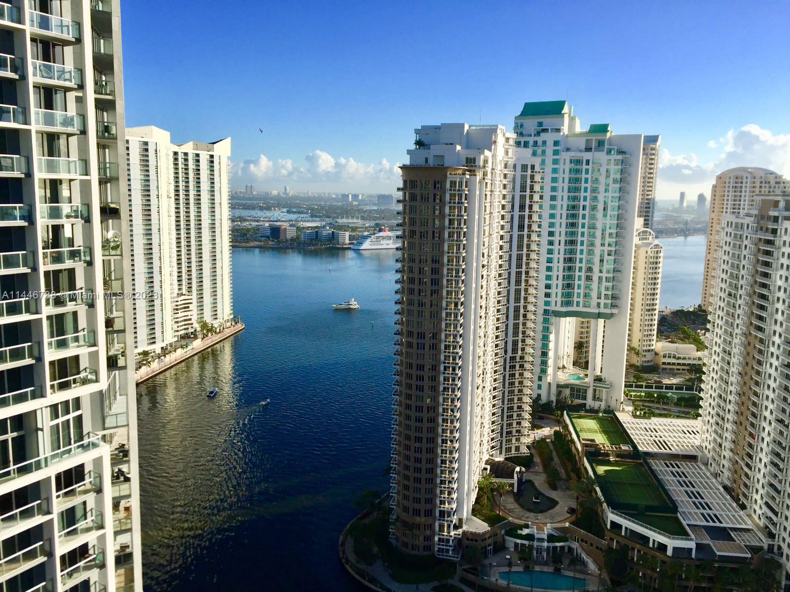 LIVE IN THE HEART OF BRICKELL AND WALK TO SHOPS & RESTAURANTS! THIS IS UNFURNISHED 2-BEDROOM/2-BATH CORNER UNIT, AT ICONBRICKELL TOWER TWO. UNIT IN 34TH FLOOR, VIEWS OF BAY, POOL AND CITY. UNIT HAS TILE, WALK-IN CLOSET, ITALIAN CABINETS, WOLF/SUBZERO KITC HEN APPLIANCES. BUILDING OFFERS CABLE/INTERNET & HOT WATER. STATE OF THE ART AMENITIES INCLUDING FITNESS CENTER WITH CLASSES, FULL SERVICE SPA, RESTAURANTS, AND MUCH MORE. PLEASE SUBMIT OFFERS. EASY TO SHOW!