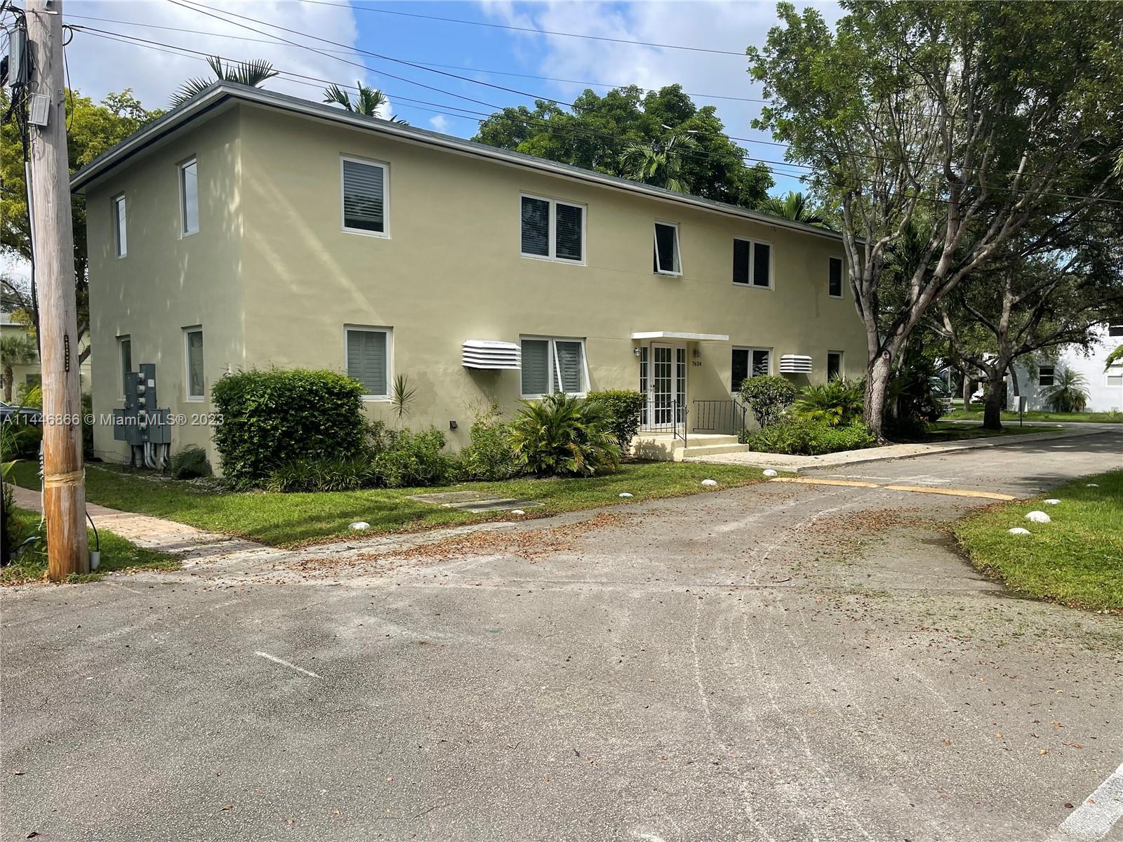 This rare opportunity to secure a 1st-floor condo in South Miami. The unit has an Updated kitchen, bathroom, and washer/dryer. The property is leased until Jan 15th, 2024, at $2900/month.