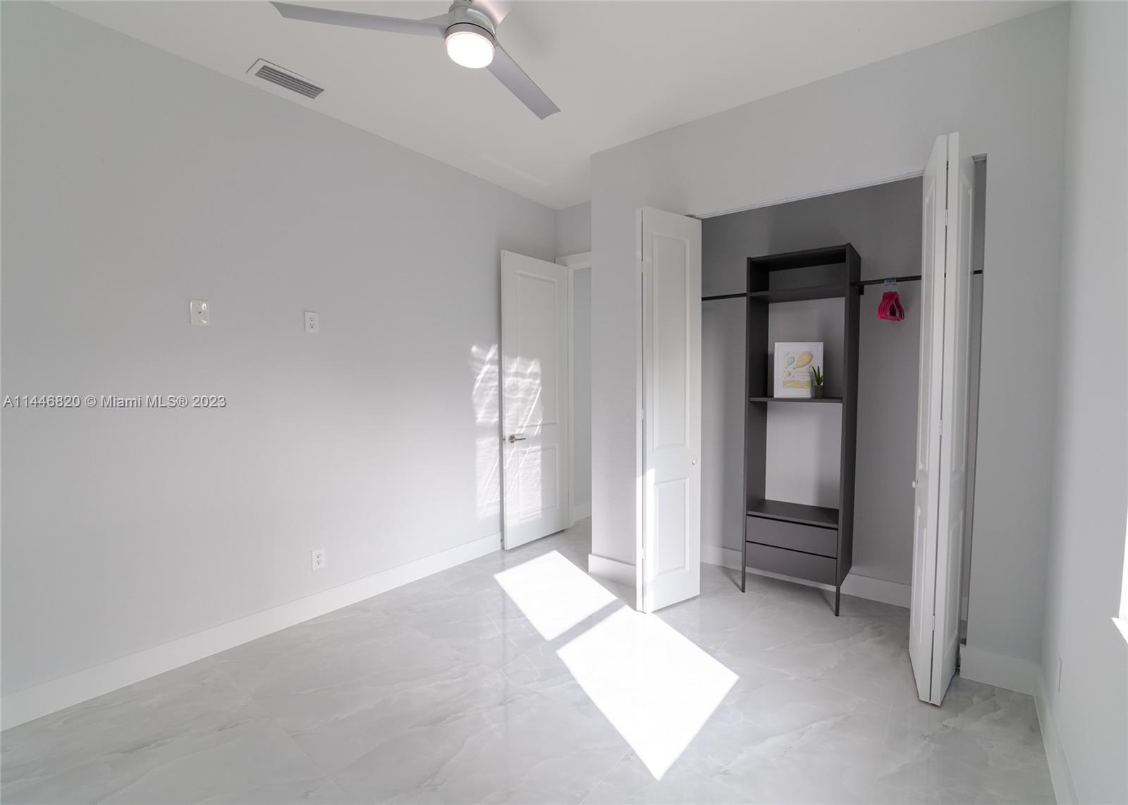 Listing Photo 8