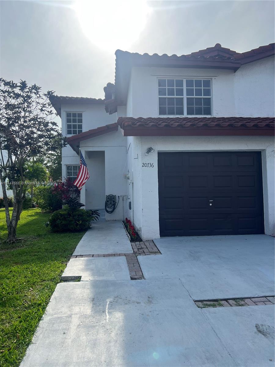 Beautiful Townhouse with 1,293 sq ft Located in Cutler Bay. This townhouse has an amazing layout 3 bedrooms 2 Bathrooms and Half bath with 1 car garage. 2 parking spaces. Washer/Dryer, Fenced patio. Tile throughout the first floor. New vinyl floor upstairs. Upgraded Kitchen. Great community in Cutler Bay. Community Park with tennis courts. located close to supermarkets, schools, shopping center, Black point Marina and Deering point (Canoe/Kayak launch) Fast approval with association.