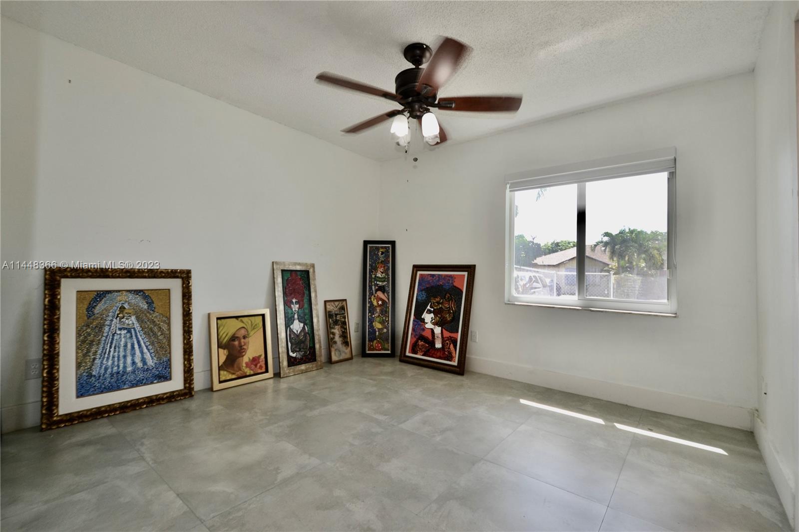 Listing Photo 9