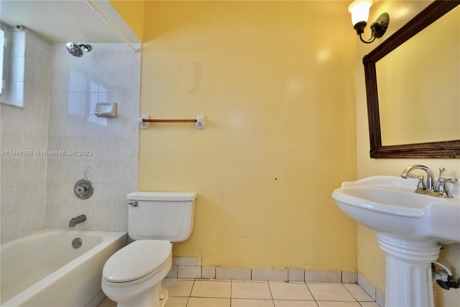 Listing Photo 10
