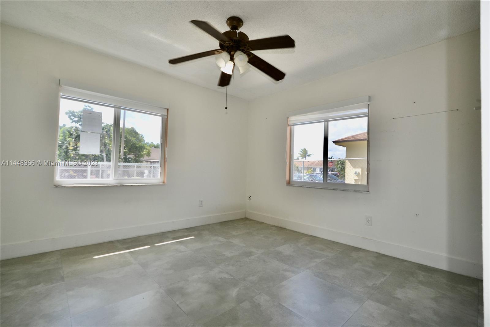 Listing Photo 8