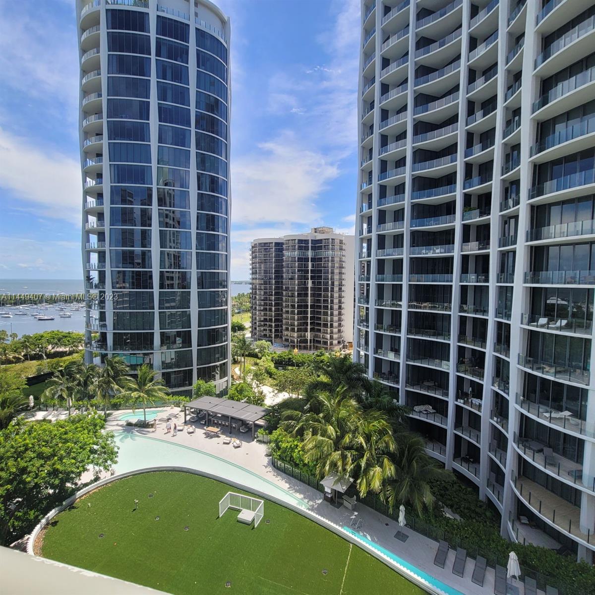 Photo 2 of The Tower Residences Cond Apt 1004 in Miami - MLS A11449407
