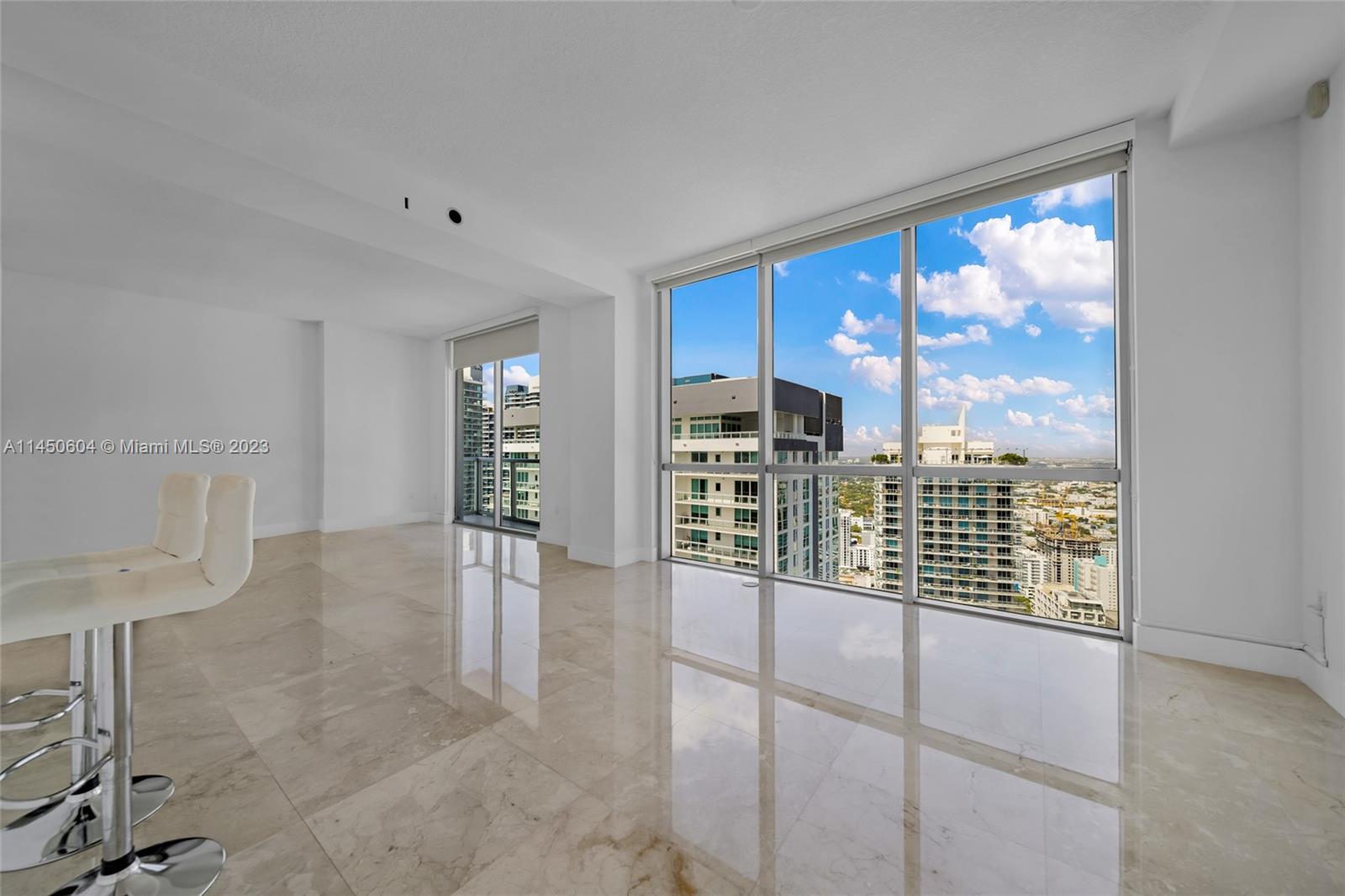 Luxurious 3BR/3BA on 43rd floor at 1060 Brickell Ave. Stunning city & bay views. Open layout, chef's kitchen, en-suite baths. Prime Brickell location, top amenities. Live the Miami dream. All applicants must have 700+ Credit Scores, and proof of income. For showings, please text/call listing agent.