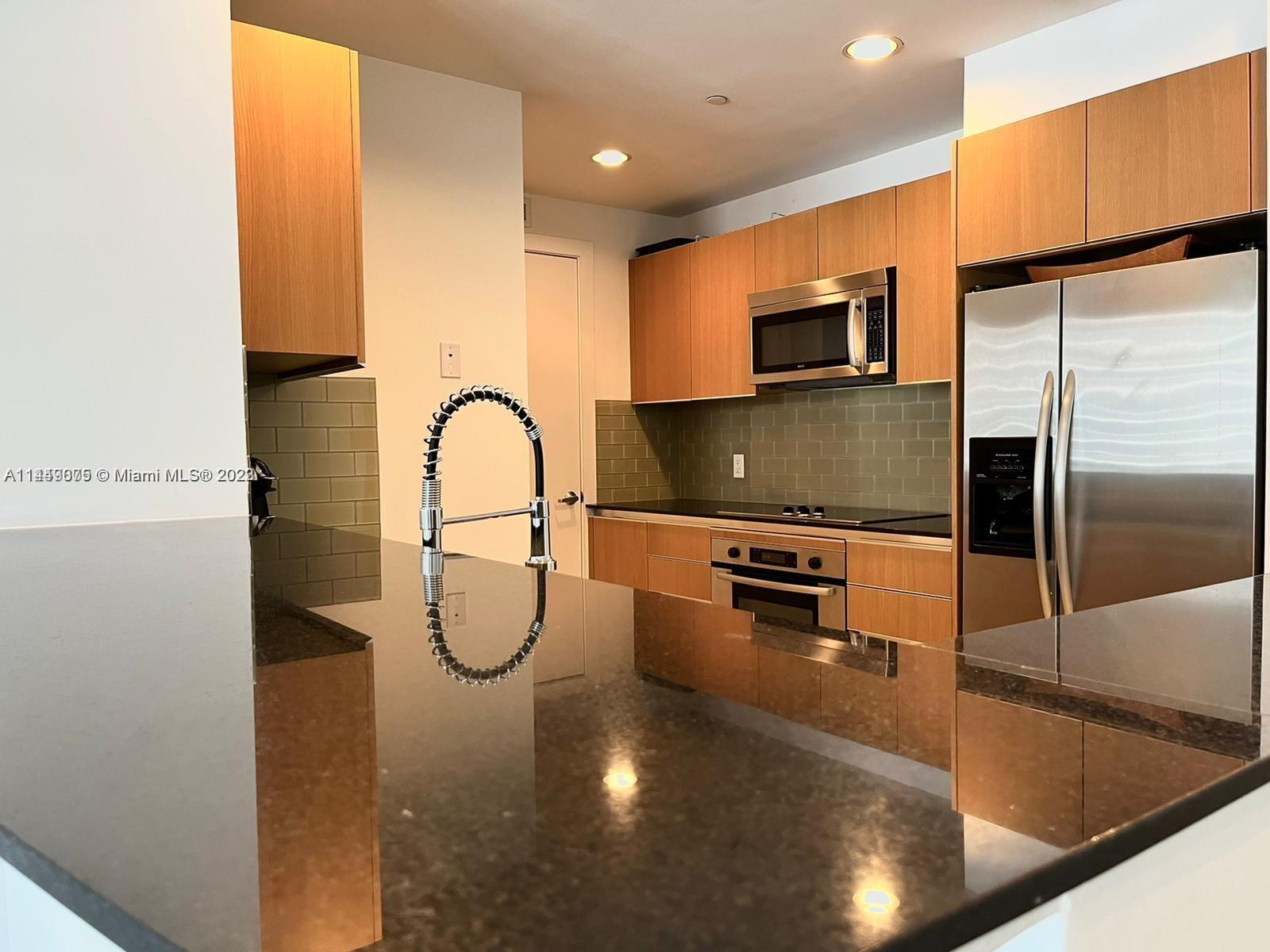 Photo 2 of Avenue Brickell 1060 Apt 2005 in Miami - MLS A11449075