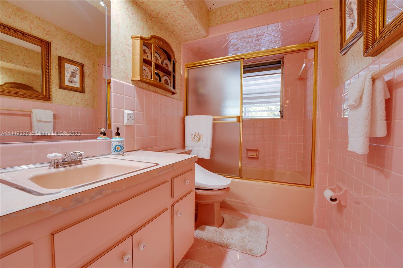 Listing Photo 18