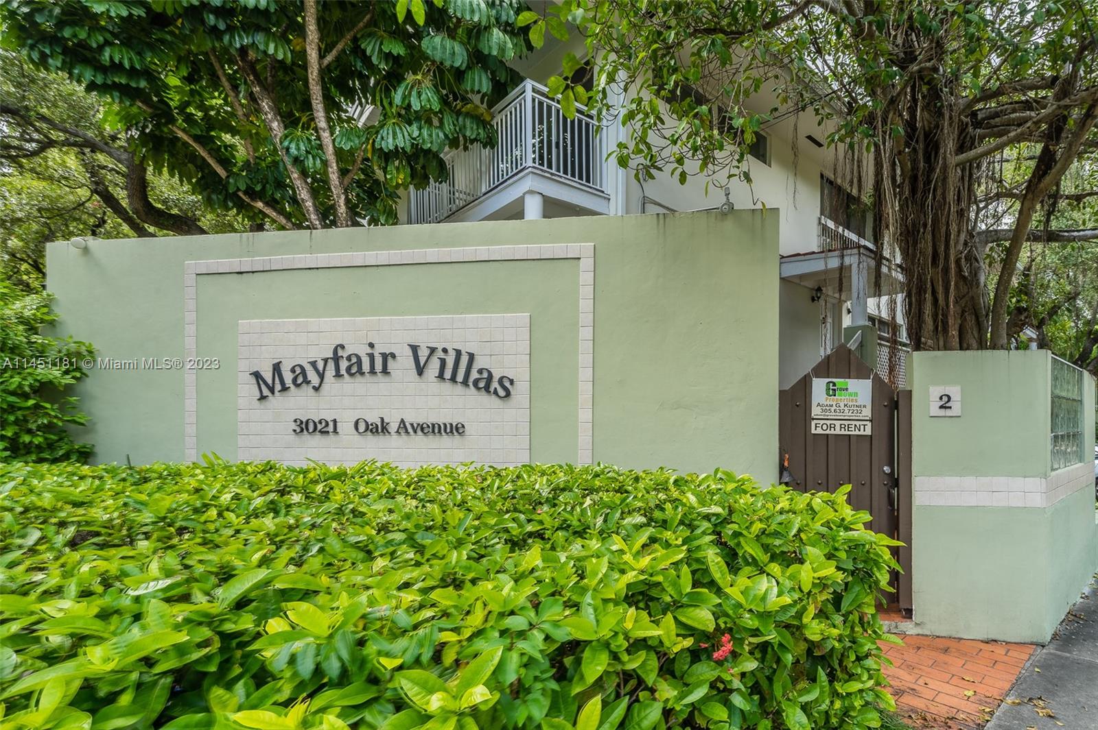 Beautiful 2-bedroom condo in the heart of Coconut Grove.  Walk to everything the Grove has to offer in this rarely available complex of 8 units.  Gated parking, private washer and dryer, wood and tile floors throughout with seperate dining/office area.  Do not miss this opportunity to live in one of the best neighborhoods of Miami.  ***Unit only has one assigned parking space***