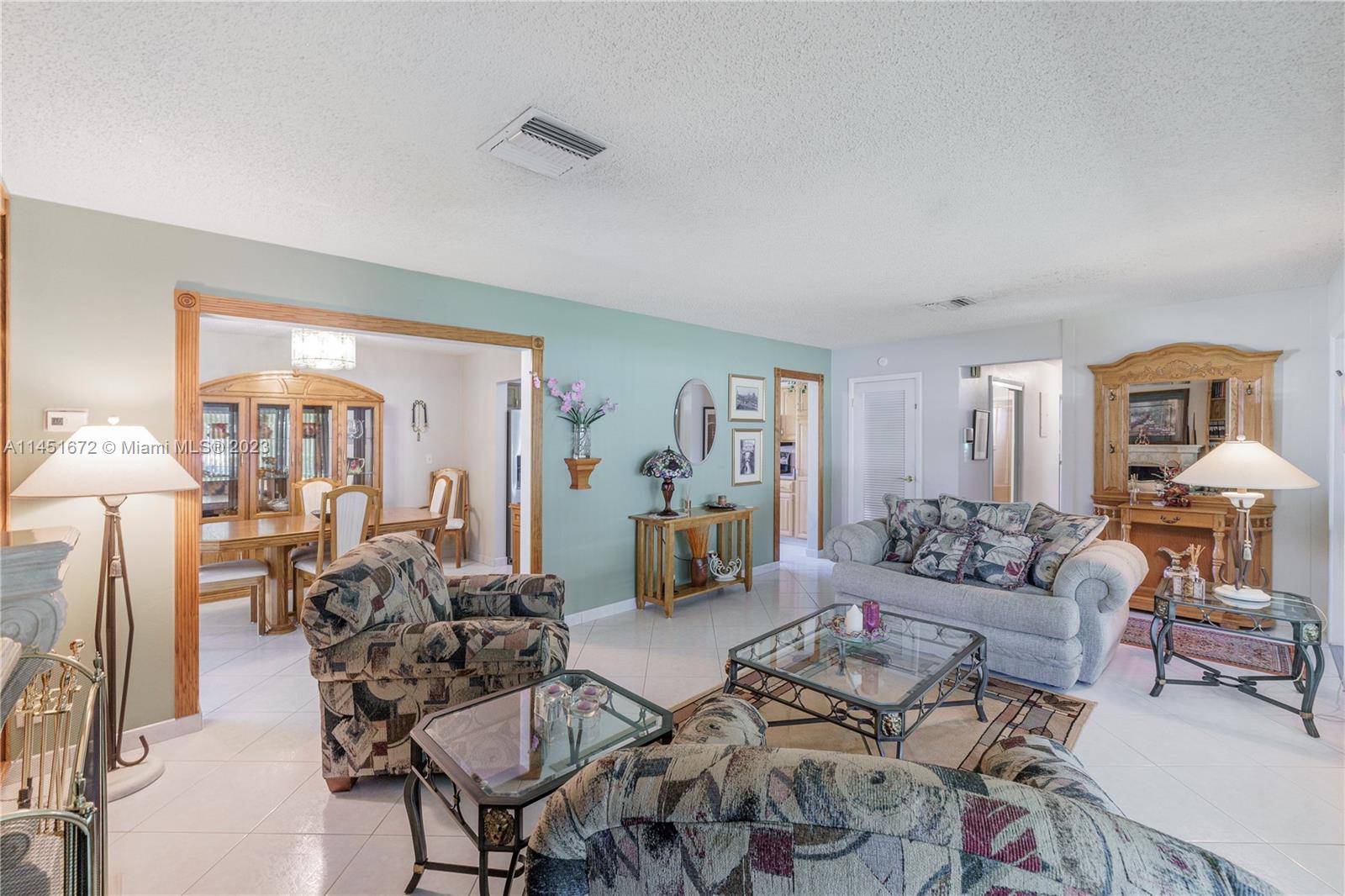 Listing Photo 7