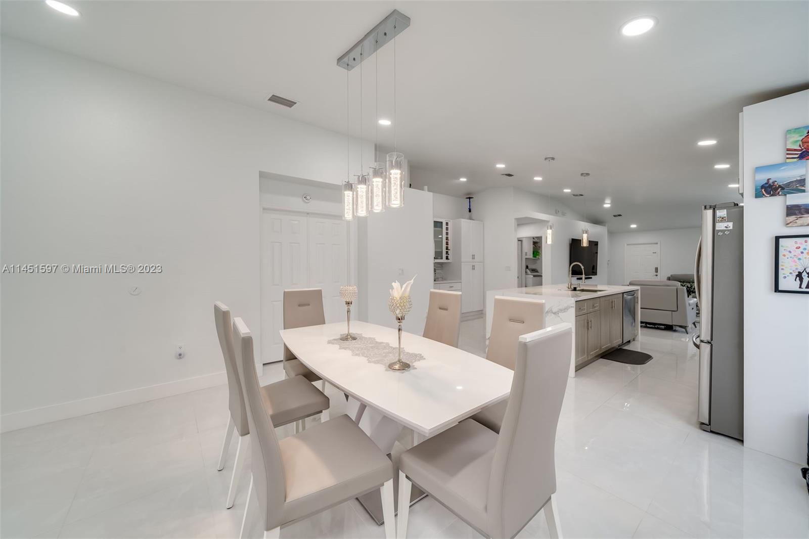 Listing Photo 11