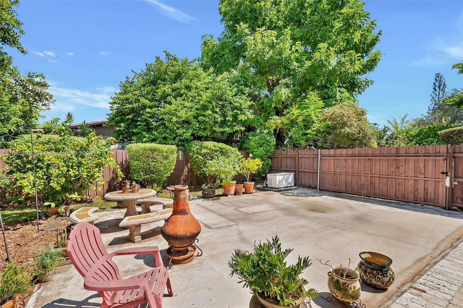 Listing Photo 32