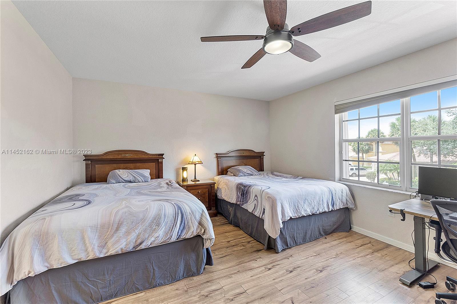 Listing Photo 15