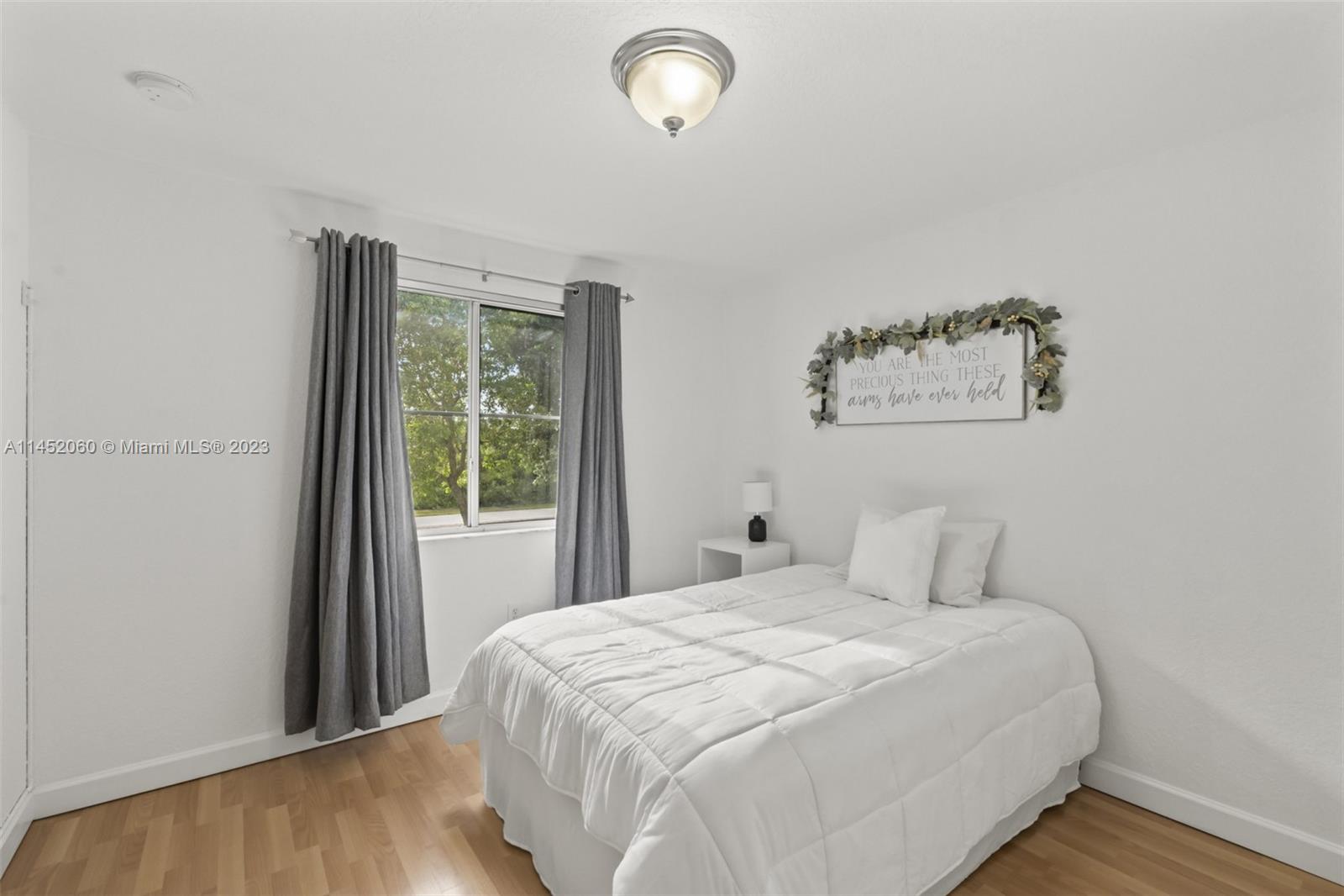 Listing Photo 17