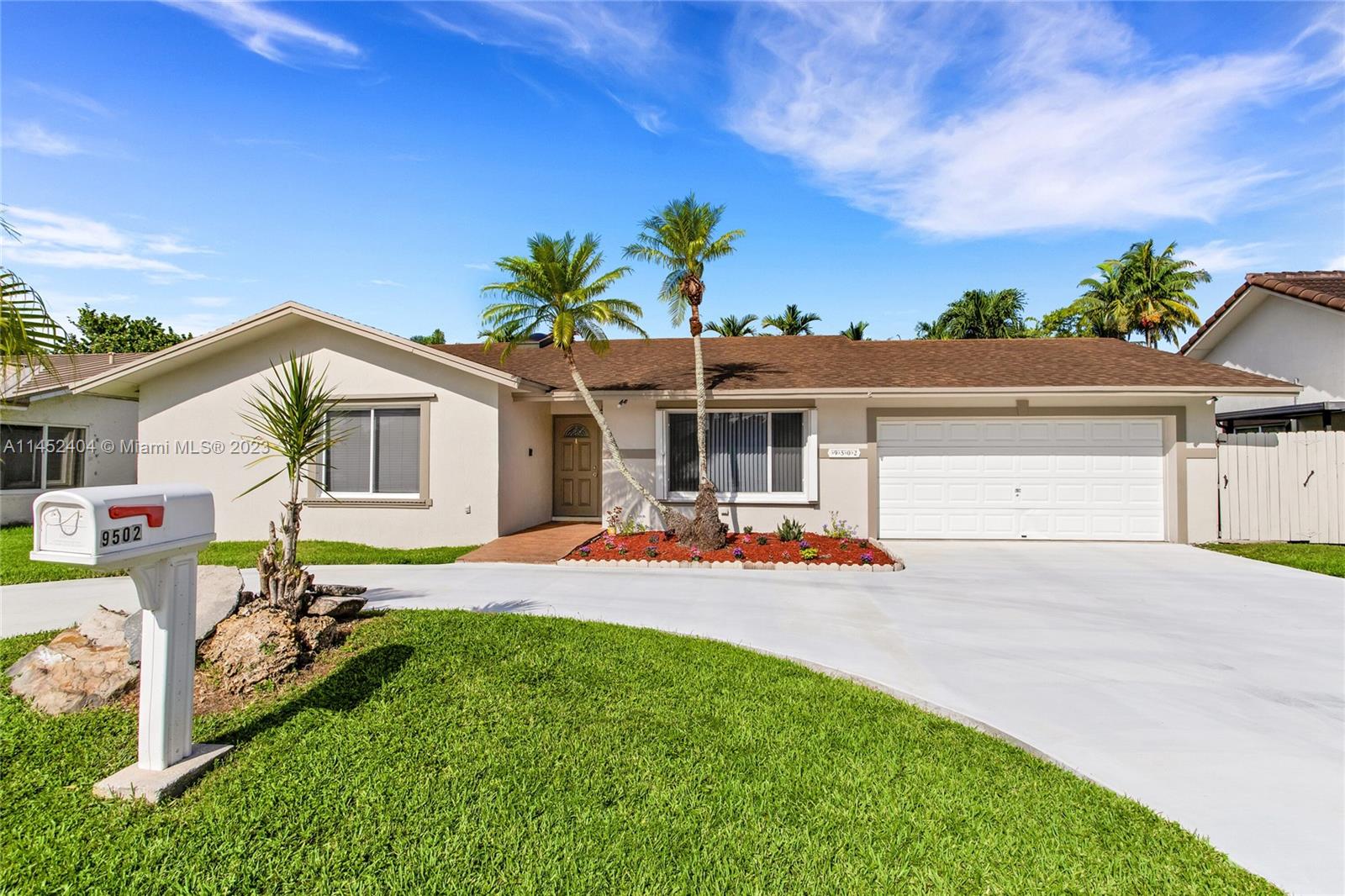 Calusa Club Estates Homes for Sale Kendall Real Estate Single