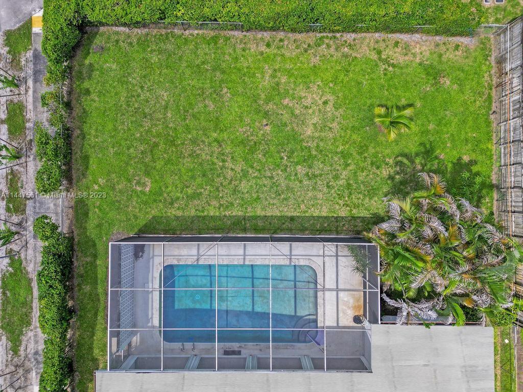 Listing Photo 9