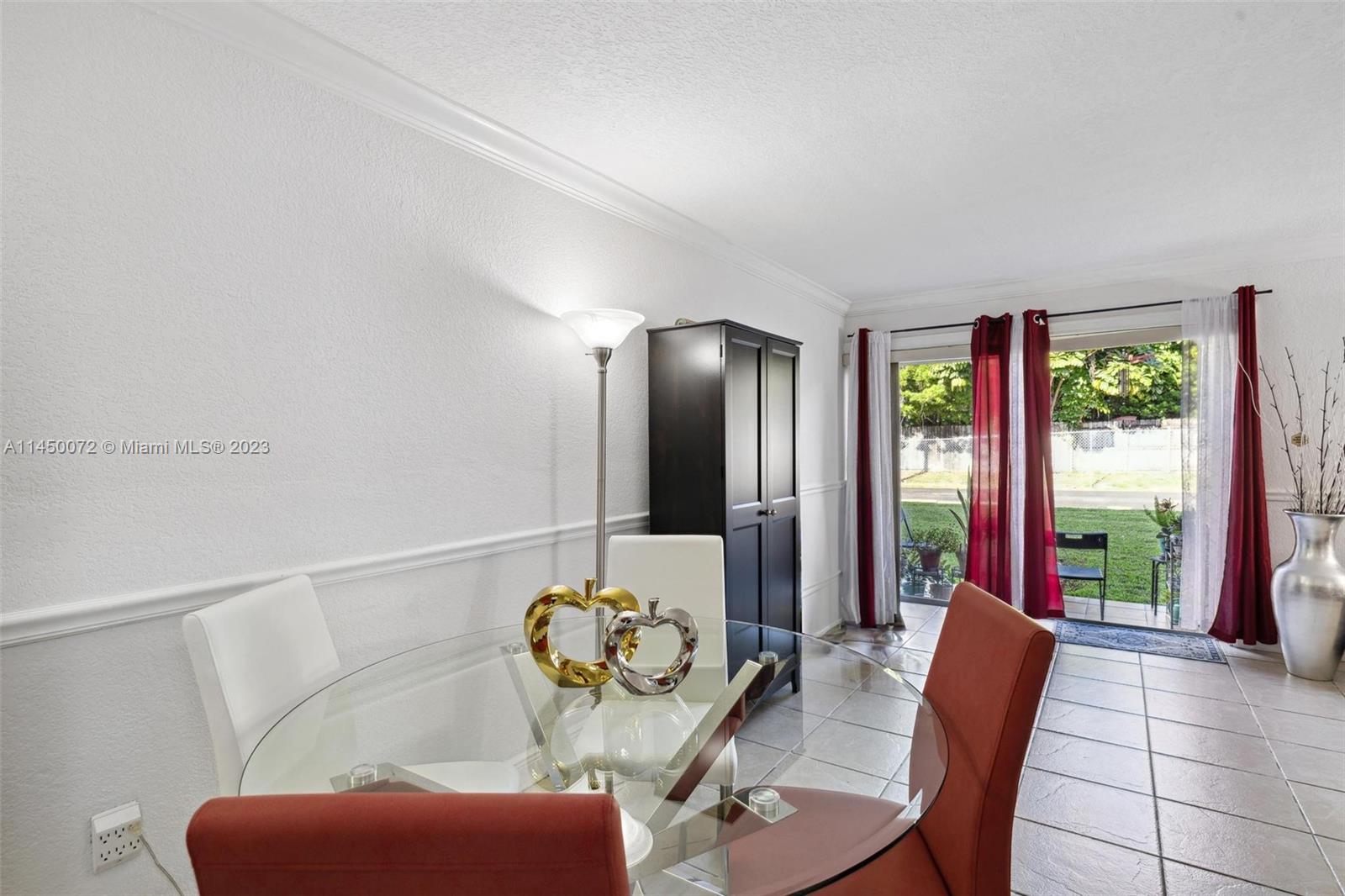 Apts a la Venta en Kendall. En Venta, Comunidad, Vecindario