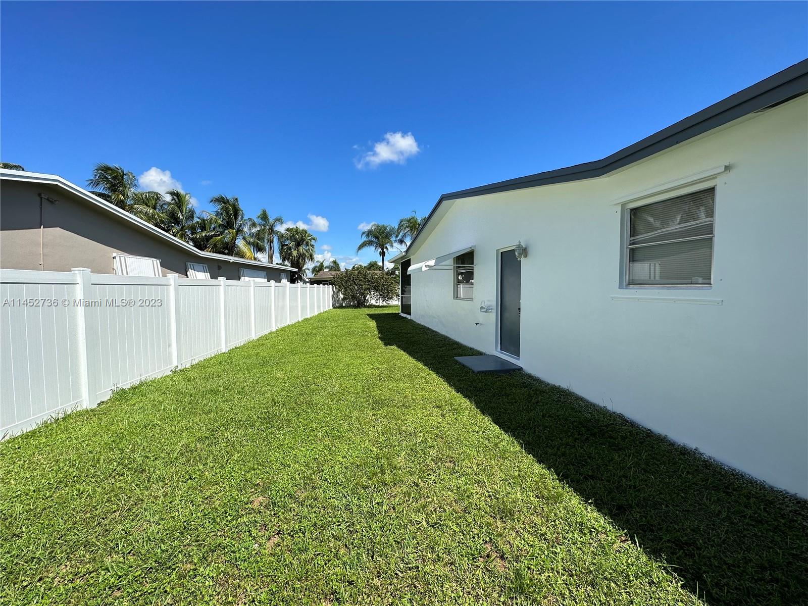 Listing Photo 11