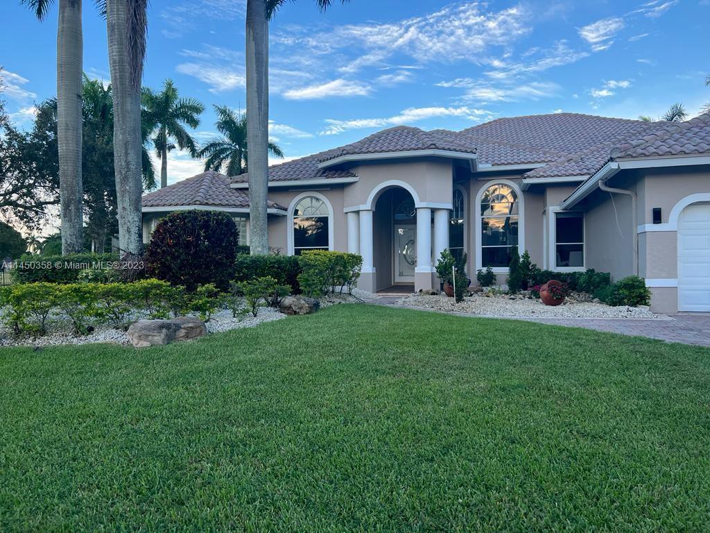 Luxury home in the exclusive Weston Hills Country Club. Stunning 6 bedrooms, 6 bathrooms totally upgraded. Marble flooring throughout the entire house, the kitchen has quartz counter top. Vaulted ceilings, 3 car garage, large lot, gorgeous panoramic view of the lake and golf court. Pool & Jacuzzi. Gated Community 24/7.
