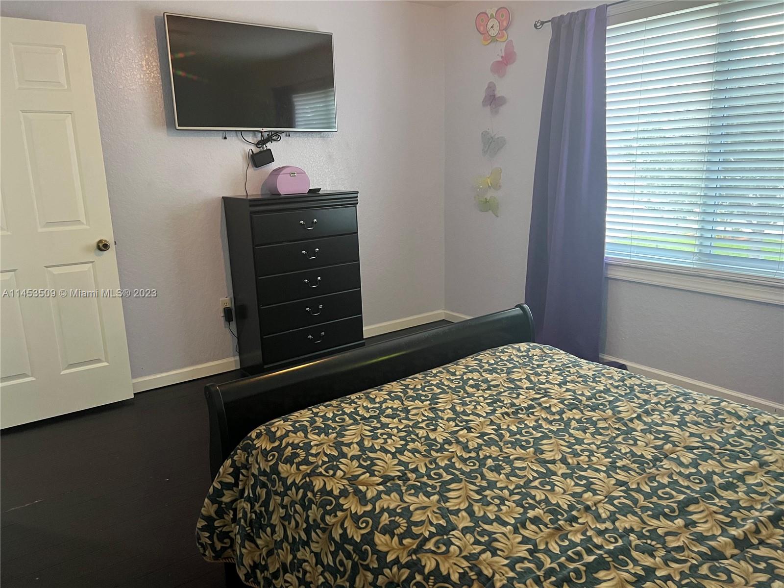 Listing Photo 25