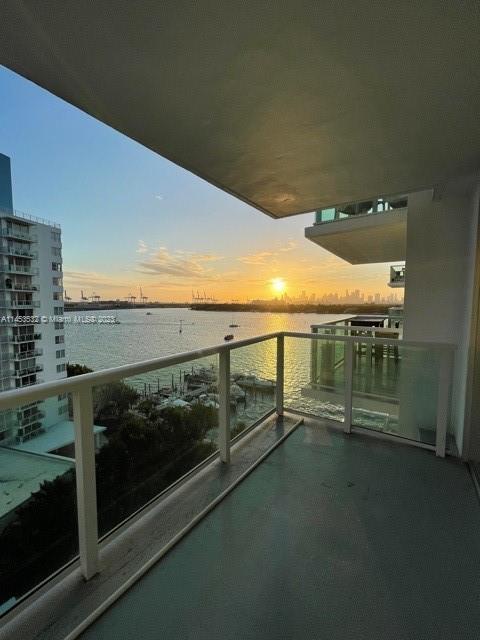 1000  West Ave #927 For Sale A11453532, FL