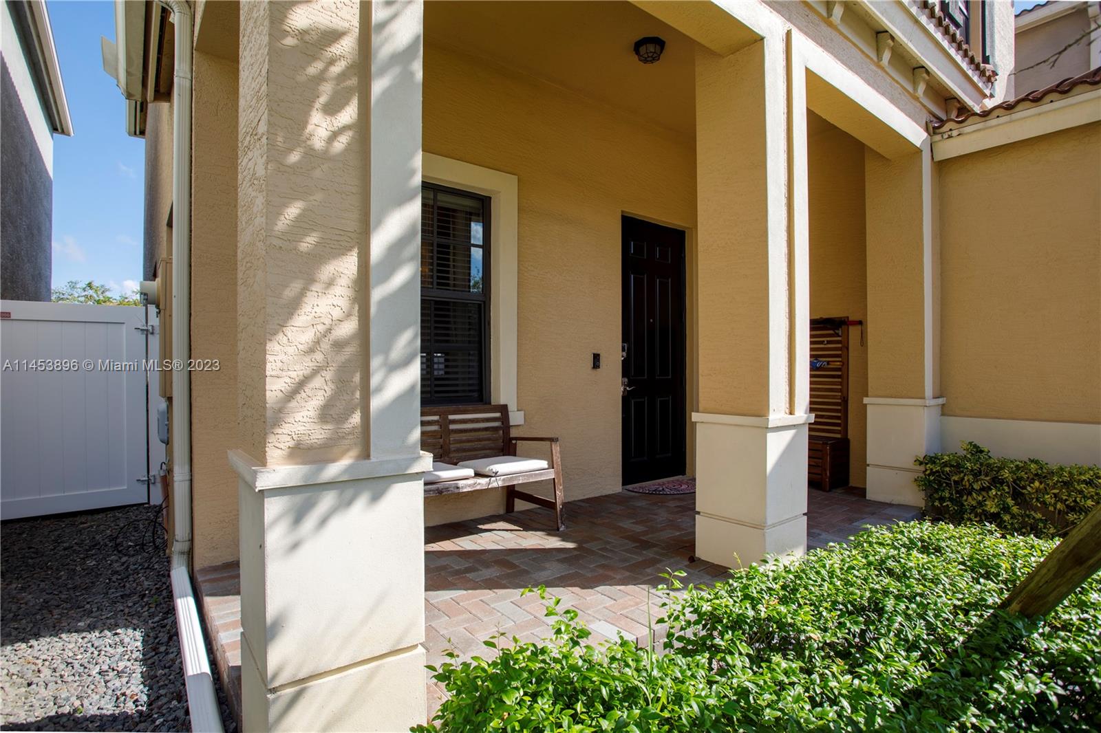 Listing Photo 23