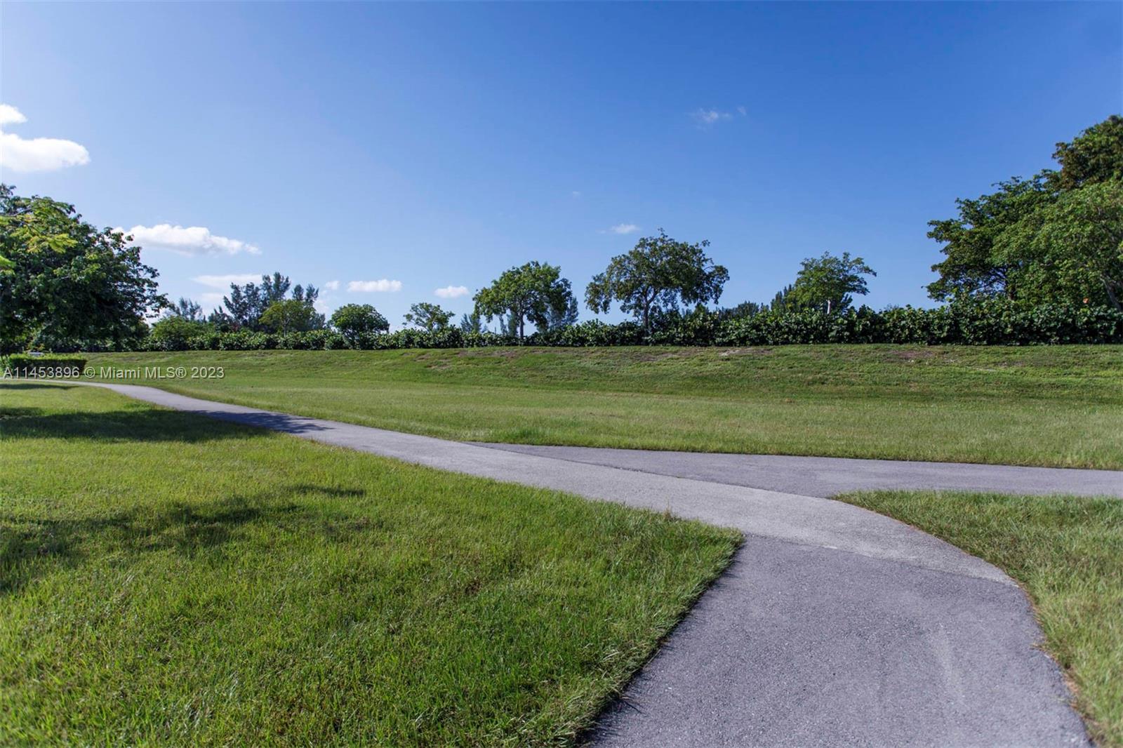 Listing Photo 27
