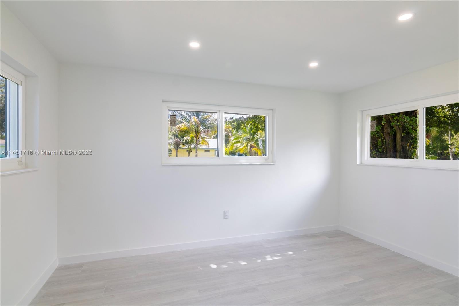 Listing Photo 27