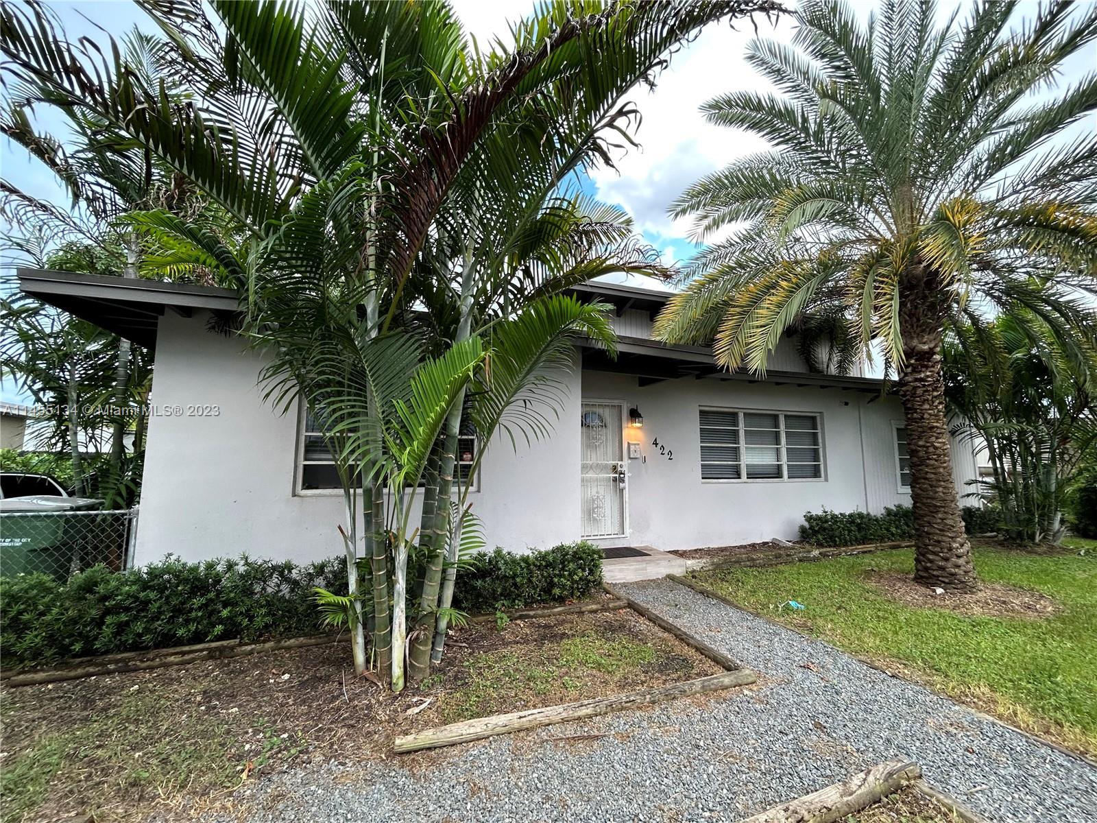 Large 2/2 Single family home in Homestead, FL, with remodeled kitchen and bathroom, quartz counters, tile floors, washer & dryer and fenced yard. The master bedroom has been extended and a third bedroom space is available. No HOA and very spacious rooms. Home is sitting on nearly 10,000 sq. ft lot. Prime city location near restaurants, Miami Dade College, and shopping